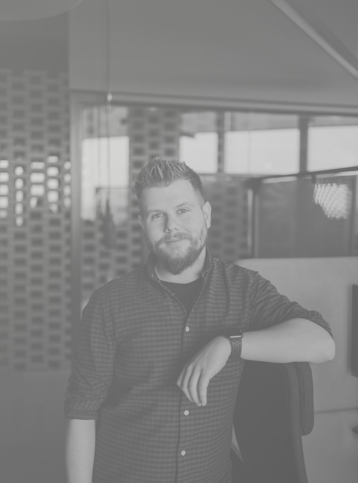 Custom software developer hero Tibor